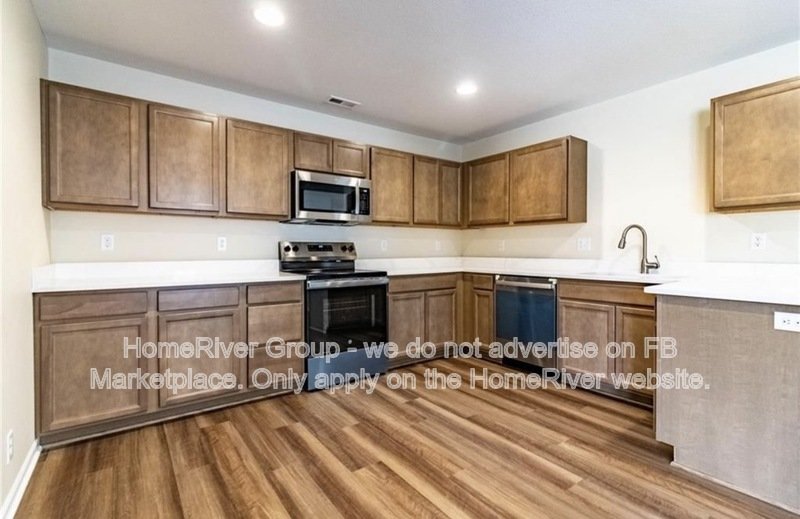 Apply today! 1514 PARK AVE APT A, WARRENSBURG MO 64093 property image