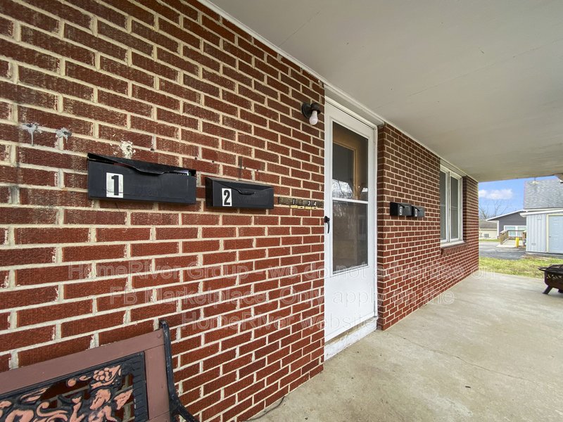 Apply today! 110 SW 10TH ST APT 1, BLUE SPRINGS MO 64015 property image