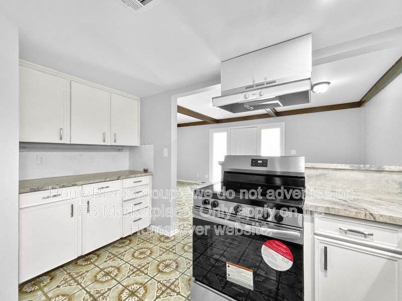 3 Bed, 2.5 Bath Townhome | Garage + Private Entry | Charm Meets Modern property image