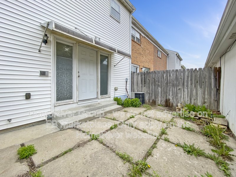 3 Bed, 2.5 Bath Townhome | Garage + Private Entry | Charm Meets Modern property image
