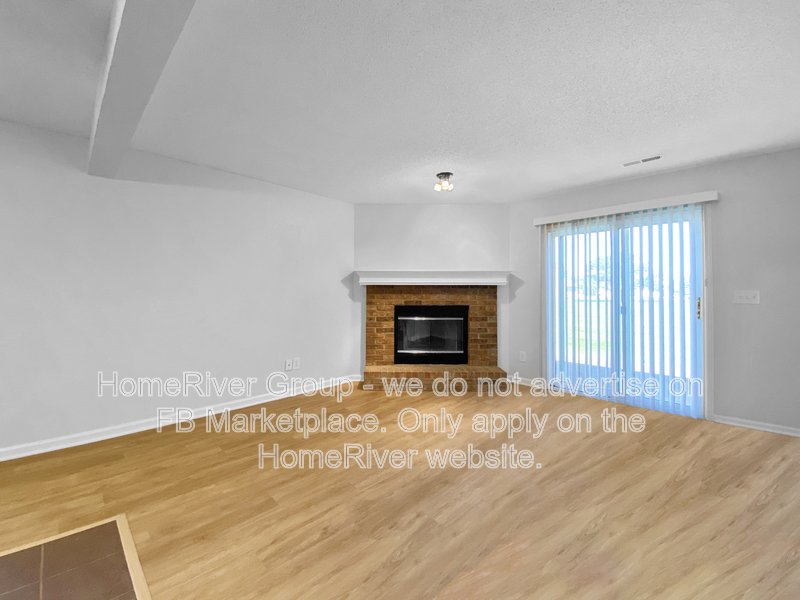 3 BEDROOM TOWNHOME | END UNIT | GARAGE | PRIVATE PATIO | PRIME LOCATIO property image