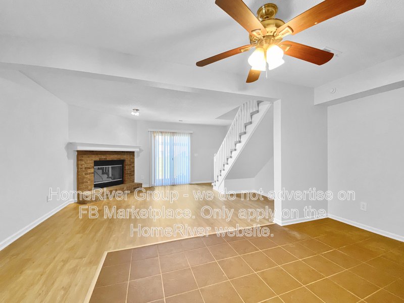 3 BEDROOM TOWNHOME | END UNIT | GARAGE | PRIVATE PATIO | PRIME LOCATIO property image