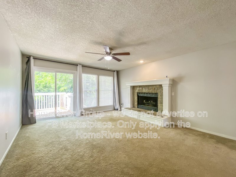 3 BEDROOM HOME | FINISHED BASEMENT | 2-CAR GARAGE | DECK property image