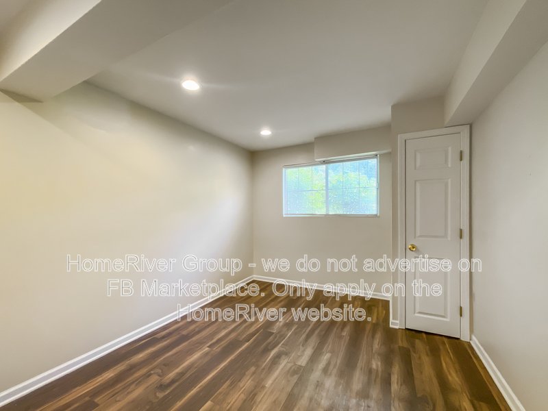 3 BEDROOM HOME | FINISHED BASEMENT | 2-CAR GARAGE | DECK property image