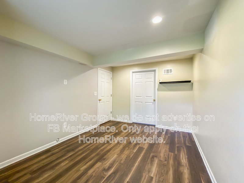 3 BEDROOM HOME | FINISHED BASEMENT | 2-CAR GARAGE | DECK property image