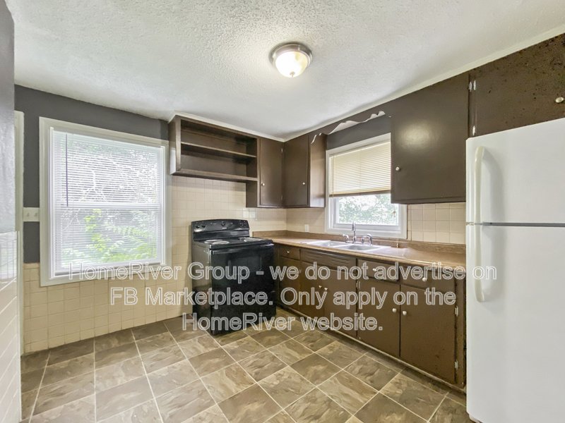 2 BED-1 BATH | W/D HOOKUP | OPEN CONCEPT LIVING | PRIV OUTDOOR SPACE property image