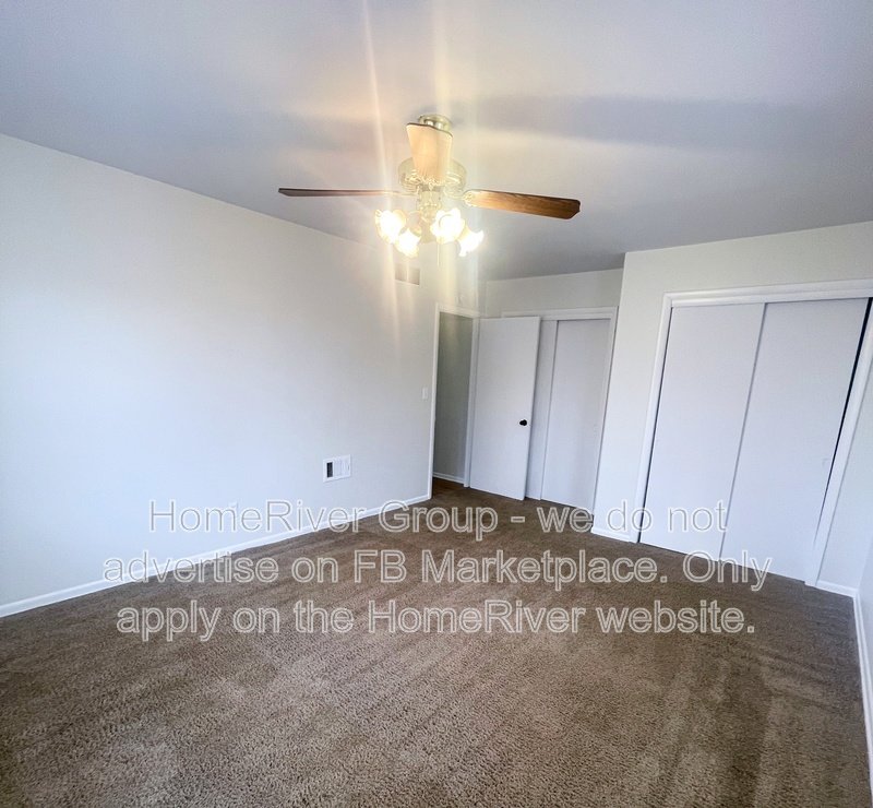 DOWNTOWN BLUE SPRINGS | SPACIOUS 1 BEDROOM | STEPS FROM ROTARY PARK property image