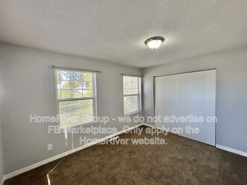 4 BEDROOM / 2 BATHROOM / HARDWOOD FLOORS / FENCED BACKYARD / LEASE NOW property image