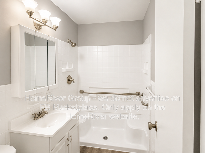 3 BEDROOMS / 1 BATH / LARGE FENCED YARD / PET FRIENDLY property image