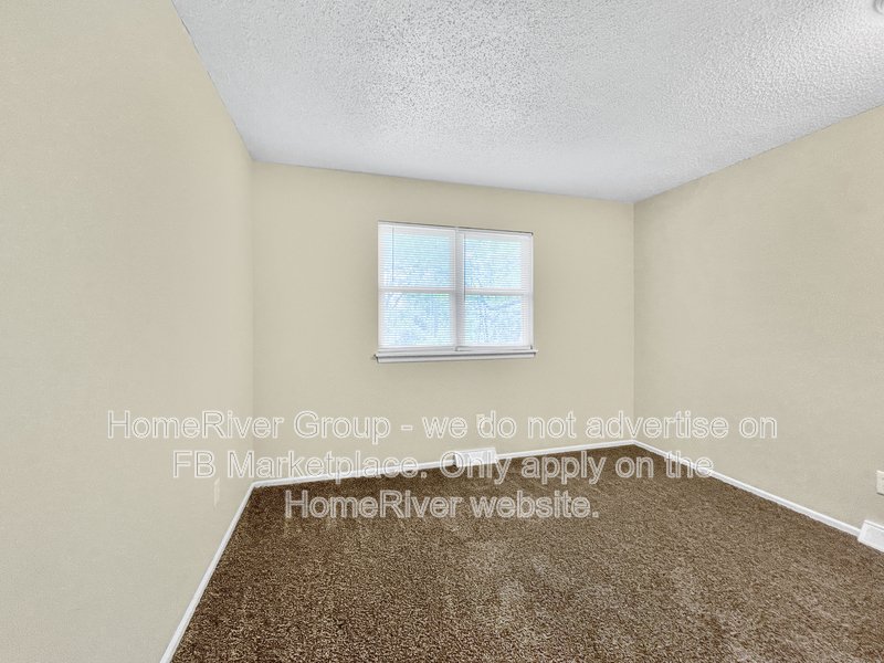 3BE/2BA / PET FRIENDLY / TOP-RATED BLUE SPRINGS SCHOOLS property image