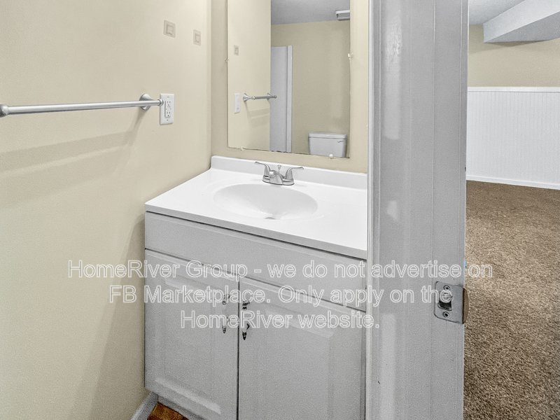 3BE/2BA / PET FRIENDLY / TOP-RATED BLUE SPRINGS SCHOOLS property image