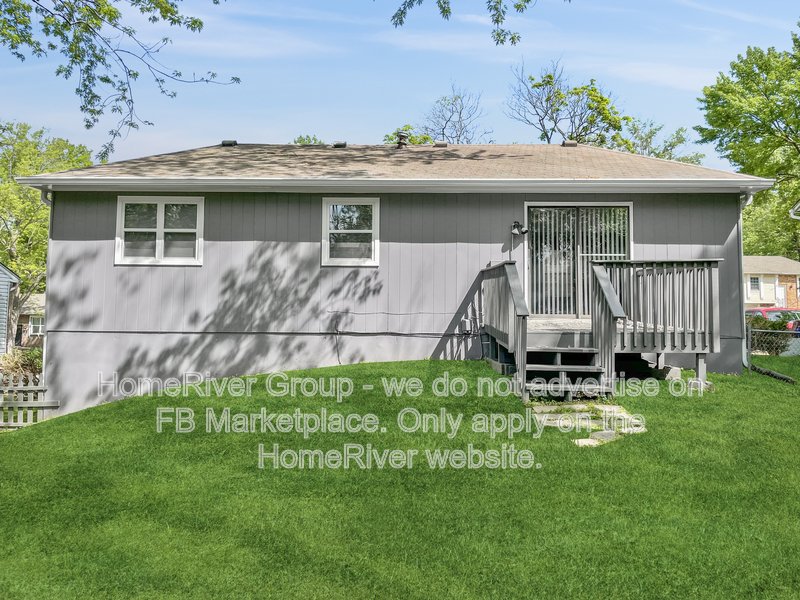 3BE/2BA / PET FRIENDLY / TOP-RATED BLUE SPRINGS SCHOOLS property image