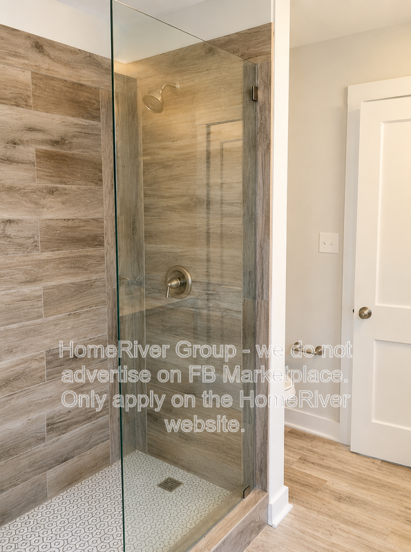 5 BEDROOMS, 3 BATHROOMS | UMKC | PET FRIENDLY | AVAILABLE 7/13 property image