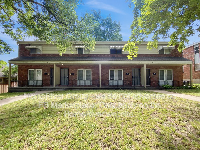 AVAILABLE NOW! / 2 BR / 1 BA / BRICK ACCENT WALL / WASHER/DRY property image