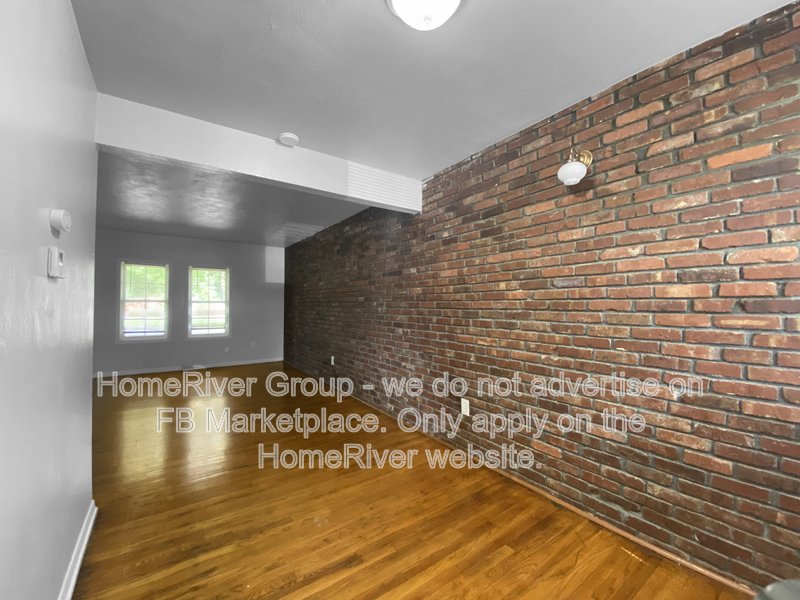 AVAILABLE NOW! / 2 BR / 1 BA / BRICK ACCENT WALL / WASHER/DRY property image