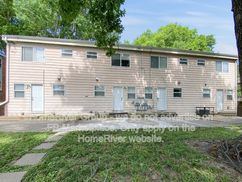 AVAILABLE NOW! / 2 BR / 1 BA / BRICK ACCENT WALL / WASHER/DRY property image