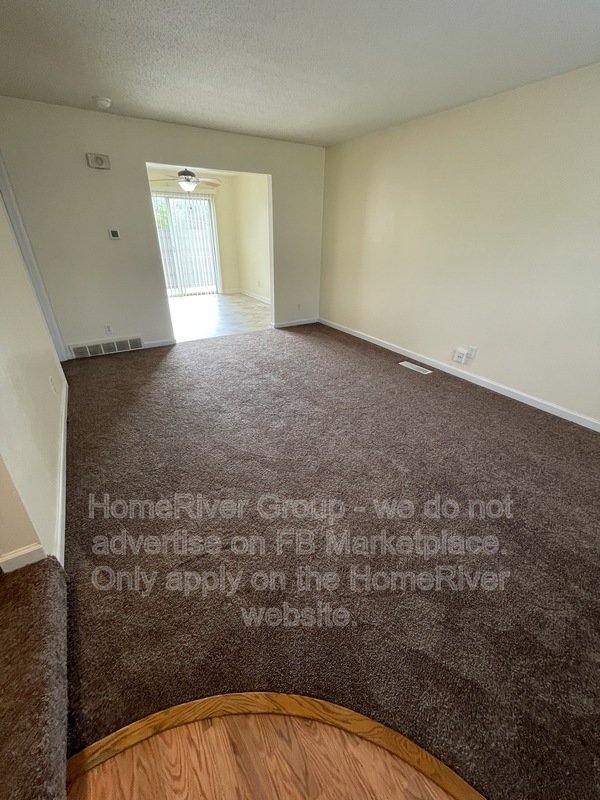 2 BR / 1 BA / ATTACHED GARAGE / WASHER/DRYER HOOKUPS / PET FRIENDLY property image