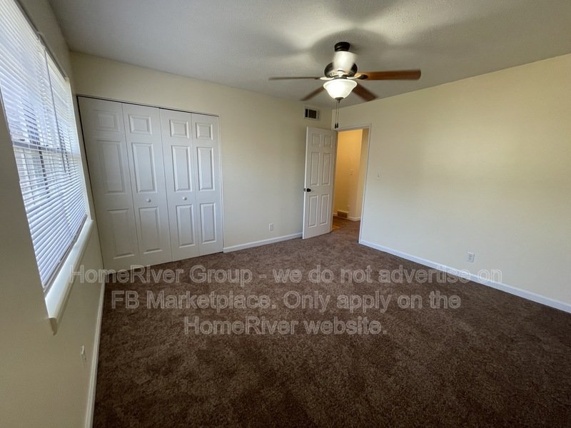 2 BR / 1 BA / ATTACHED GARAGE / WASHER/DRYER HOOKUPS / PET FRIENDLY property image