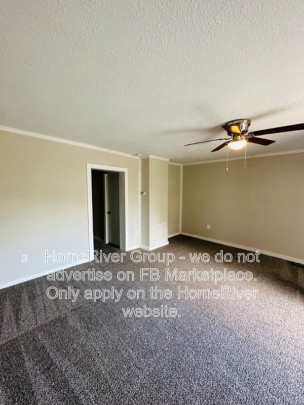 CHARMING 3 BEDROOM BUNGALOW | FRESH NEW EXTERIOR | LARGE LOT property image