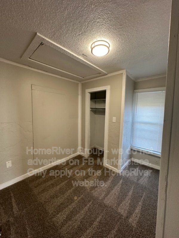 CHARMING 3 BEDROOM BUNGALOW | FRESH NEW EXTERIOR | LARGE LOT property image