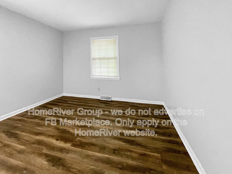 Coming Soon | Pets Welcome | Fridge Included | Fireplace property image