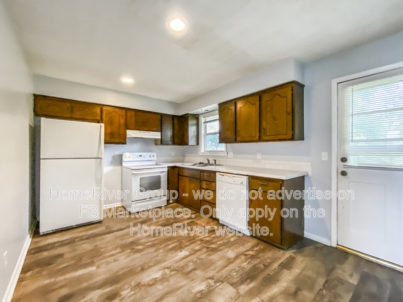 2 Bedroom Raised Ranch Duplex-Ready Now! property image