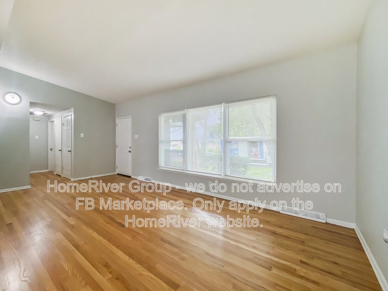 Available Now| Pets Welcome | Fridge Included property image