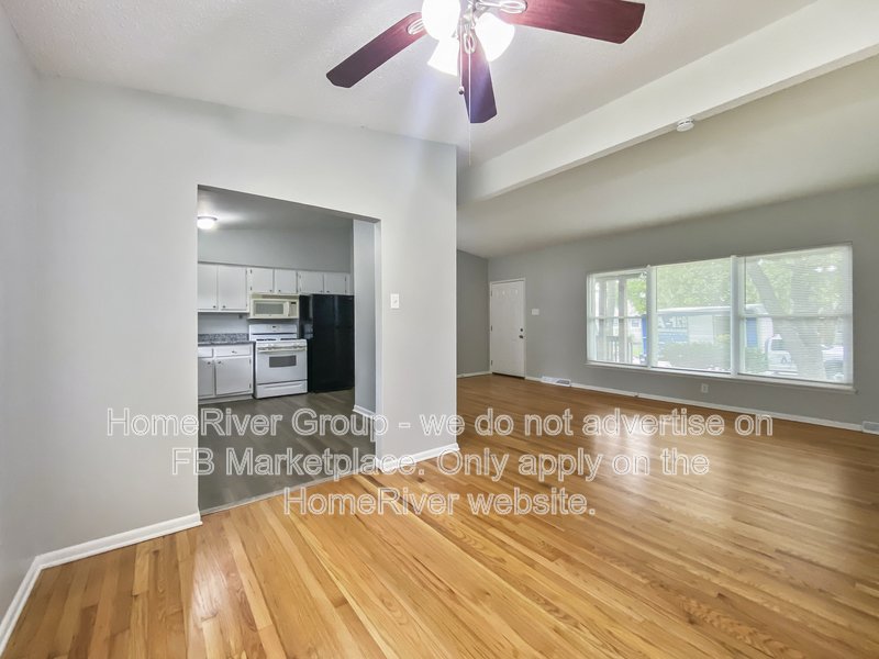 Available Now| Pets Welcome | Fridge Included property image