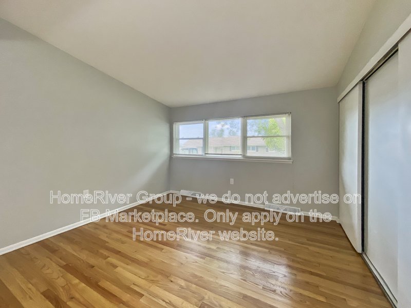 Available Now| Pets Welcome | Fridge Included property image
