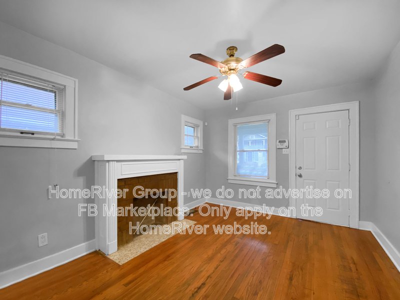 Adorable 3bdrm/2 full bath Bungalow-Move In Now property image