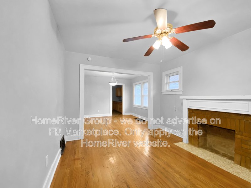 Adorable 3bdrm/2 full bath Bungalow-Move In Now property image