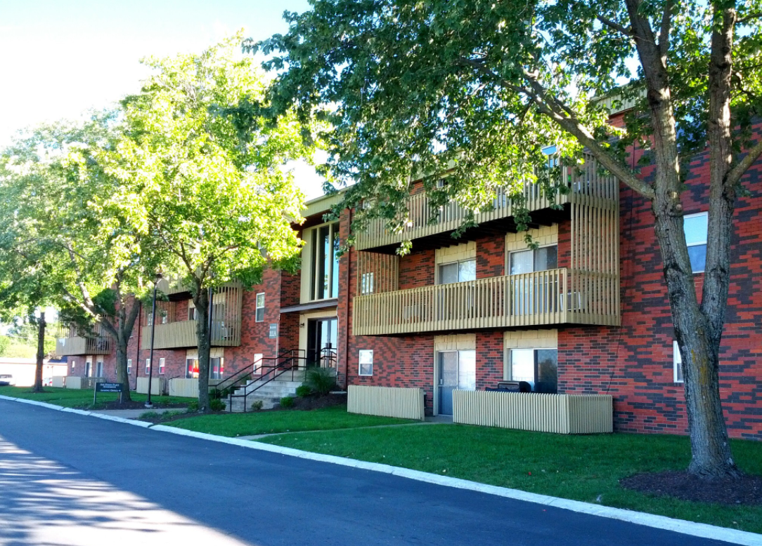 Ash Street Place Apartments